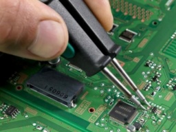  Компания «Явир-2000»: гарантируем качественный ремонт электронного оборудования